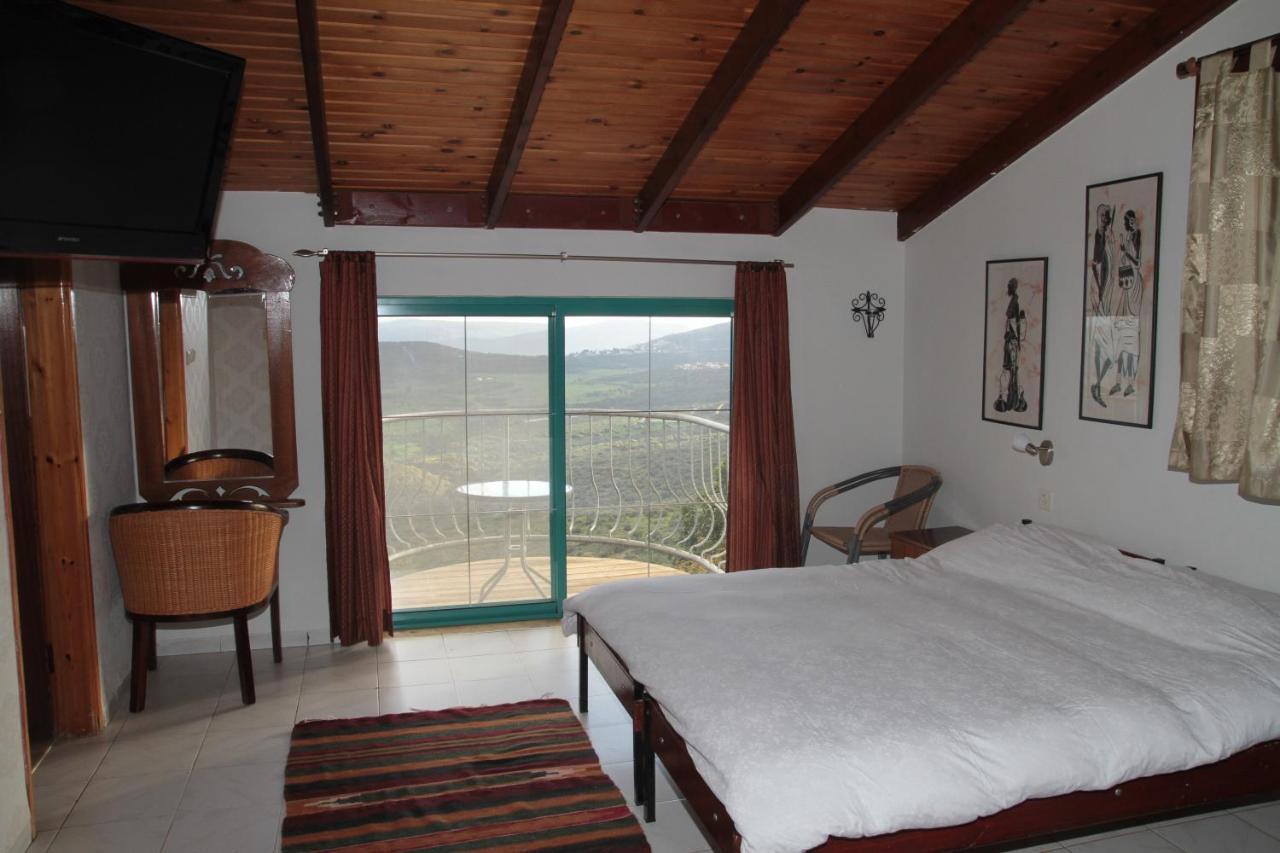 Switzerland In Amirim Villa Dış mekan fotoğraf